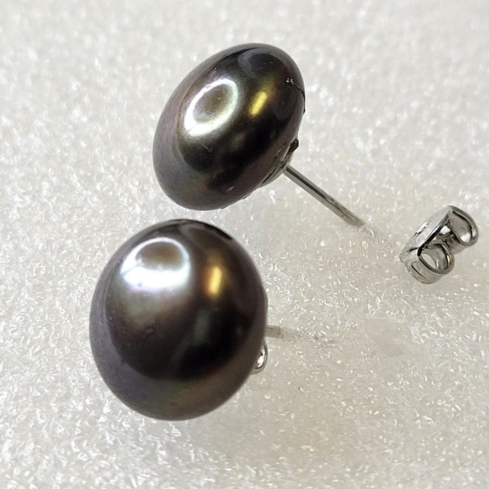 Genuine Pearl Earrings - Picture 3 of 11